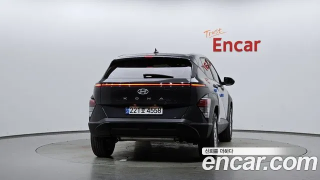 Hyundai Kona SX2 — Фото автомобиля 4