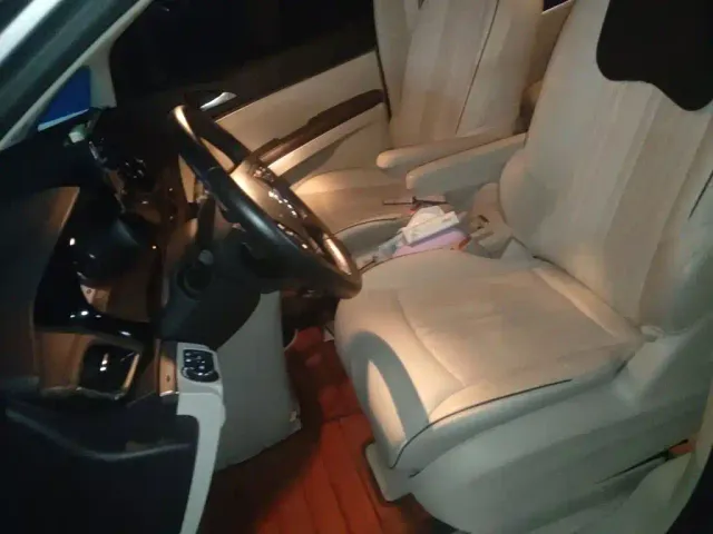Buick Buick GL8 2022 Land Business Class 652T Prestige — Фото автомобиля 16