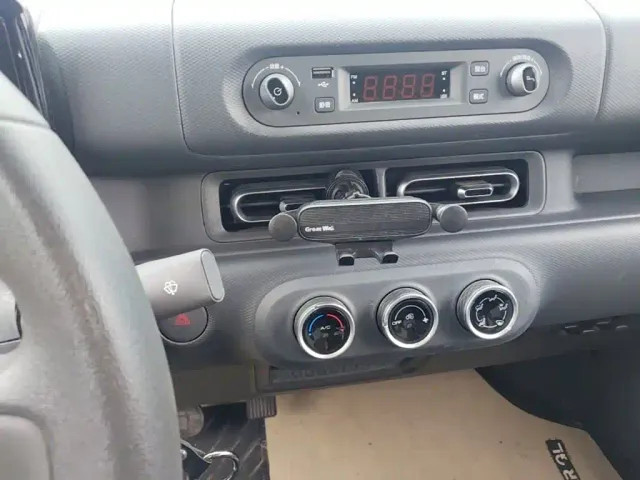 Wuling Zhiguang NEV — Фото автомобиля 12