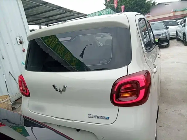 Wuling Hongguang Mini EV — Фото автомобиля 5