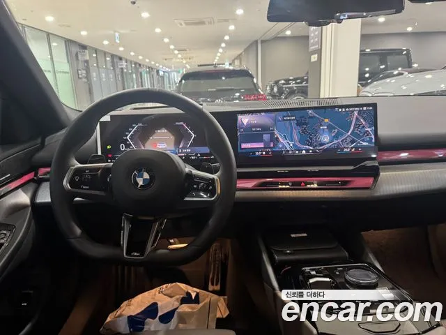 BMW 5 Series G60 — Фото автомобиля 7