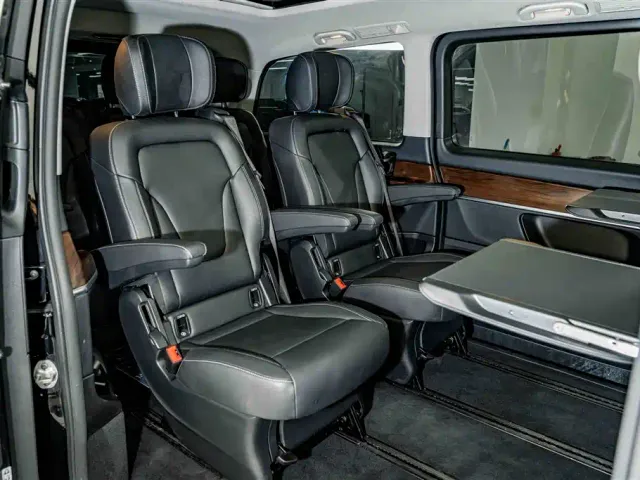 Mercedes-Benz V-Class — Фото автомобиля 23
