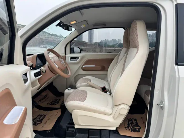 Wuling Hongguang Mini EV — Фото автомобиля 12