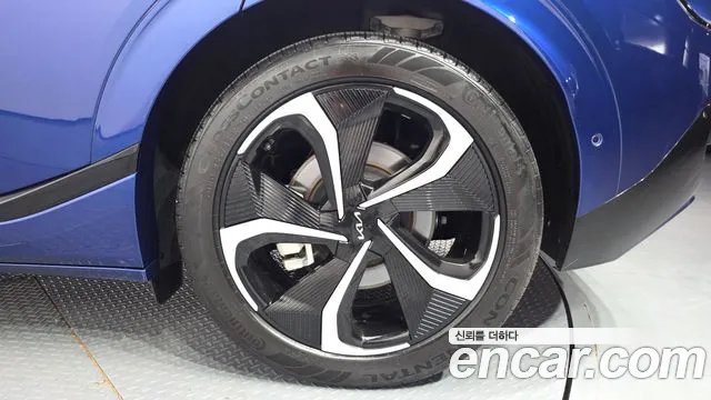 Kia EV6 — Фото автомобиля 13