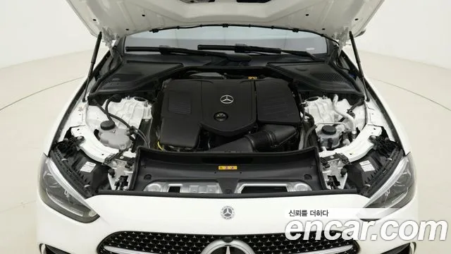 Mercedes-Benz E-Class — Фото автомобиля 6