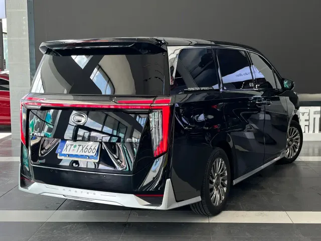 GAC Trumpchi M8 — Фото автомобиля 4