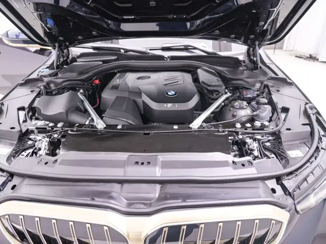 BMW 5 Series — Фото автомобиля 26