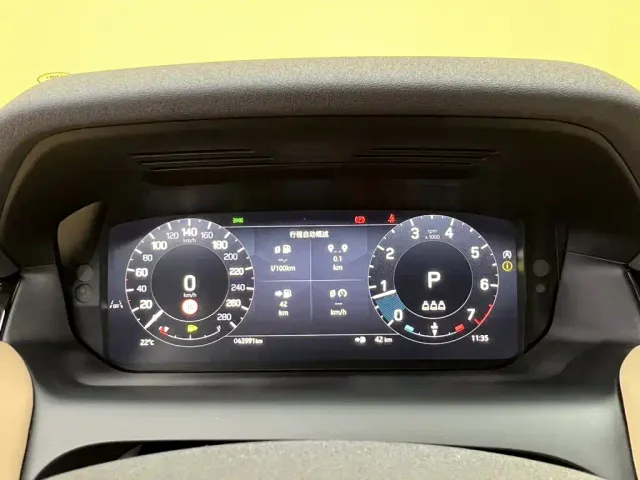Land Rover Discovery Sport — Фото автомобиля 15