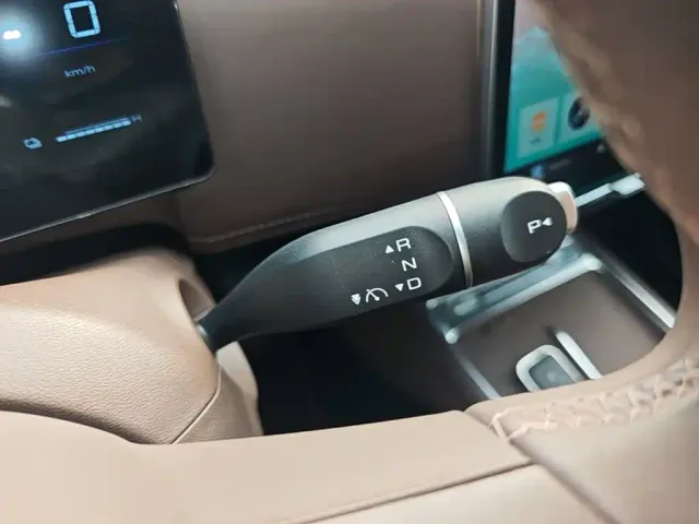 Wuling Starlight 730 — Фото автомобиля 13