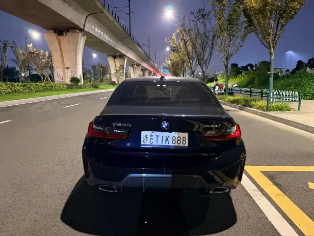 BMW 3 Series — Фото автомобиля 9