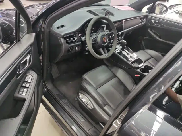 Porsche Macan — Фото автомобиля 15