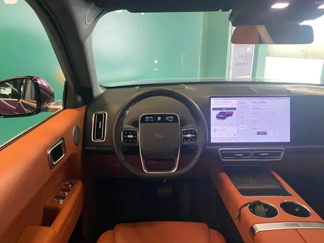 Li Auto L9 — Фото автомобиля 3