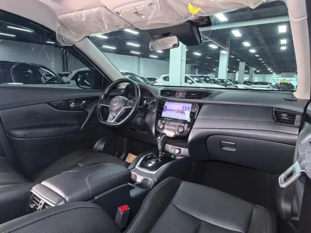 Nissan X-Trail — Фото автомобиля 16