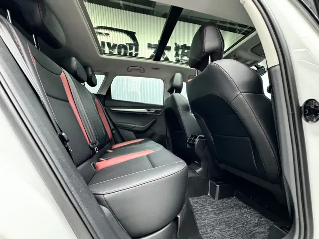 Skoda Karoq — Фото автомобиля 12