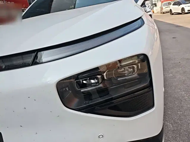 Xpeng G9 — Фото автомобиля 23