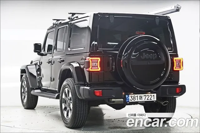 Jeep Wrangler JL — Фото автомобиля 2