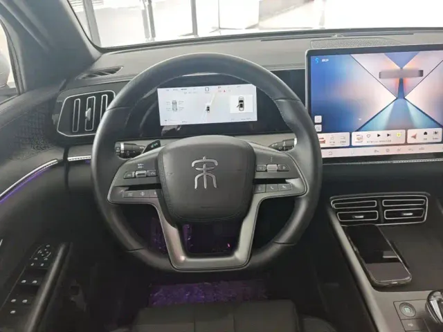 BYD Song Pro — Фото автомобиля 10