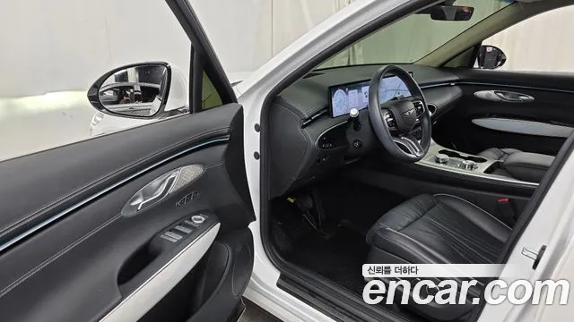 Genesis GV70 2.5T Бензин 2WD — Фото автомобиля 9