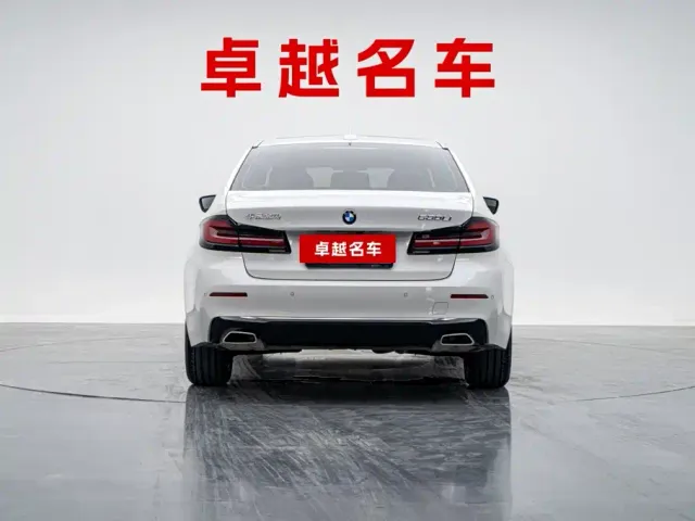BMW 5 Series — Фото автомобиля 2