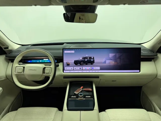 Lynk & Co 900 — Фото автомобиля 23