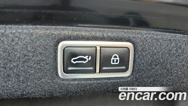Hyundai Grandeur GN7 — Фото автомобиля 22