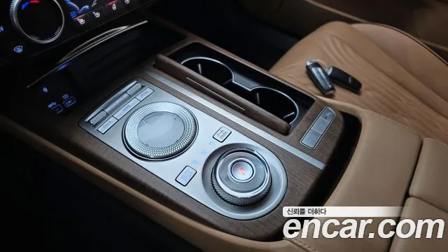 Genesis G80 Бензин 2.5 турбо 2WD — Фото автомобиля 9