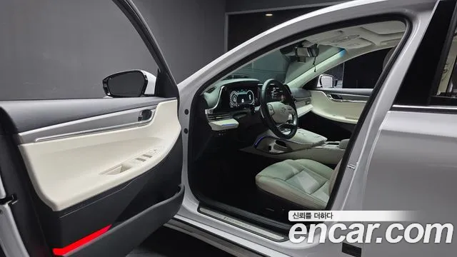 Hyundai Grandeur Новый Grandeur IG — Фото автомобиля 10