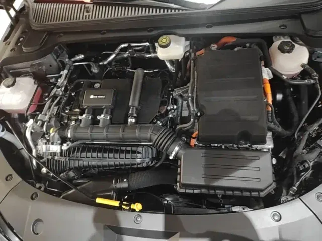 BYD Qin L — Фото автомобиля 19