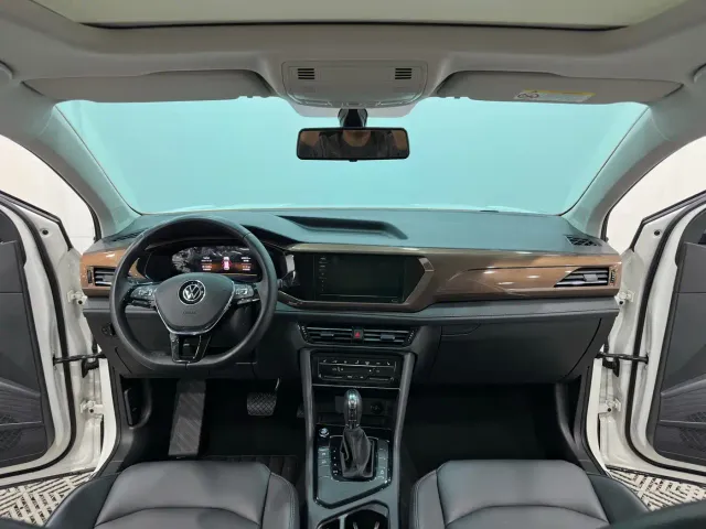 Volkswagen Tharu — Фото автомобиля 5