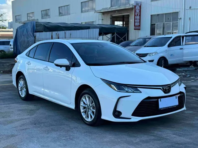 Toyota Corolla — Фото автомобиля 3