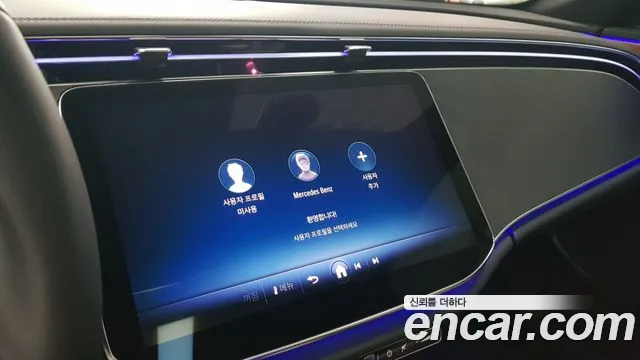 Mercedes-Benz E-Class — Фото автомобиля 16