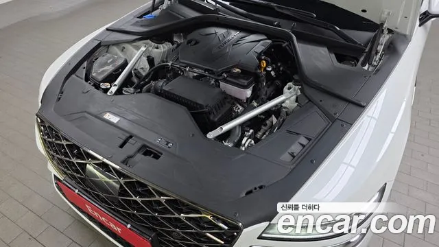 Genesis G80 Бензин 2.5 турбо AWD — Фото автомобиля 6