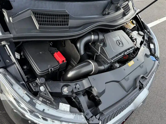 Mercedes-Benz V-Class — Фото автомобиля 13