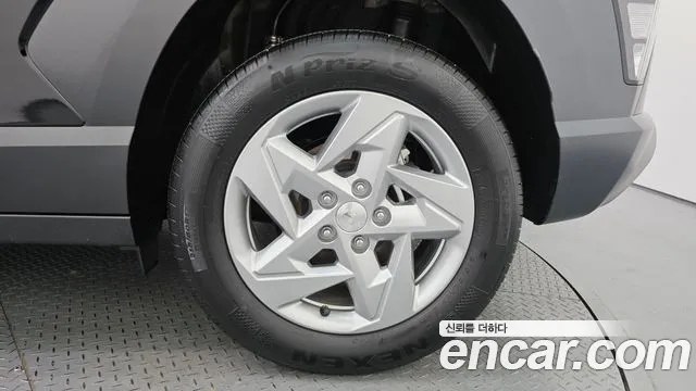 Hyundai Kona Kona (SX2) Бензин 1.6 турбо 2WD — Фото автомобиля 21