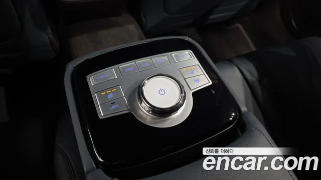 Genesis G80 Бензин 2.5 турбо AWD — Фото автомобиля 13