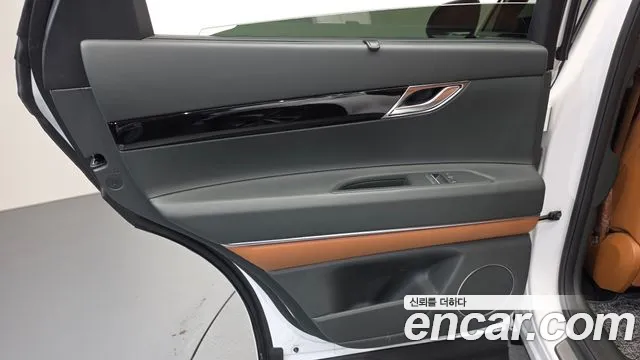 Genesis GV80 2.5T Бензин AWD — Фото автомобиля 22