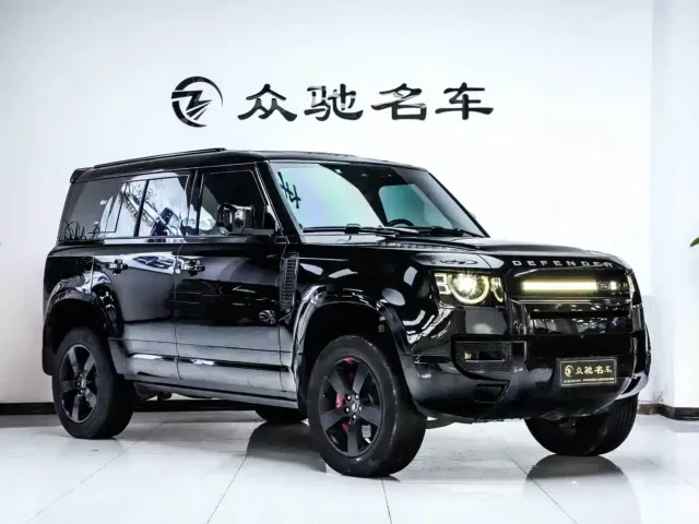 Land Rover Defender — Фото автомобиля 3