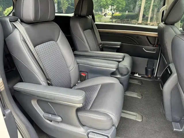 GAC Trumpchi M8 — Фото автомобиля 14