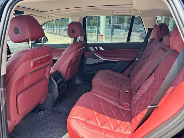 BMW X5 — Фото автомобиля 8