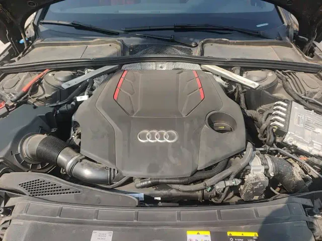 Audi S4 — Фото автомобиля 10