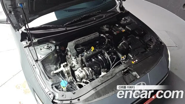 Hyundai Avante CN7 — Фото автомобиля 9