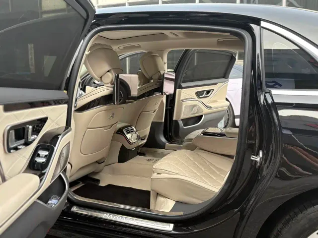 Mercedes-Benz Maybach S-Class — Фото автомобиля 11