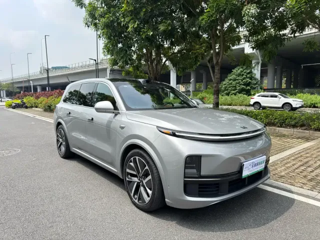 Li Auto L9 — Фото автомобиля 3