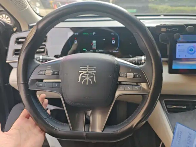 BYD Qin L — Фото автомобиля 15