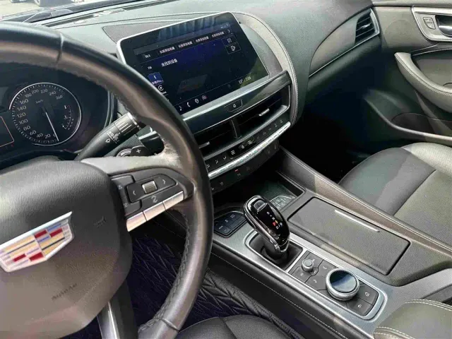 Cadillac CT5 — Фото автомобиля 13