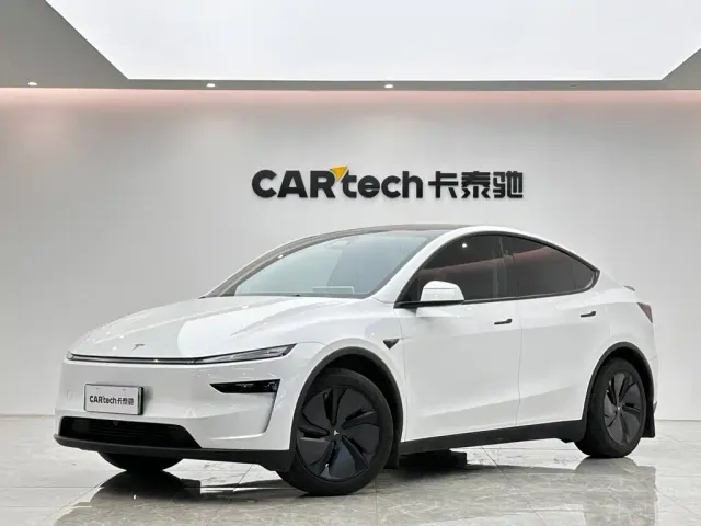 Фотография автомобиля — Tesla Model Y