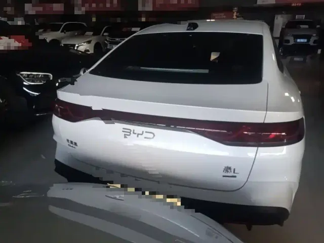 BYD Qin L — Фото автомобиля 5