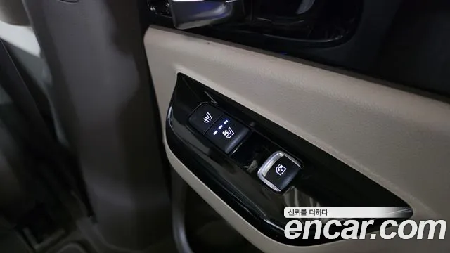 Kia Canival Carnival 4 поколение Дизель 9 мест Hi-Limousine — Фото автомобиля 23