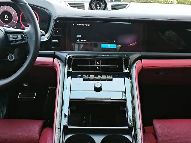 Porsche Panamera — Фото автомобиля 11