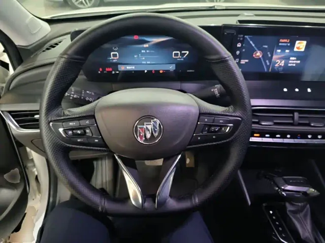 Buick Verano — Фото автомобиля 10